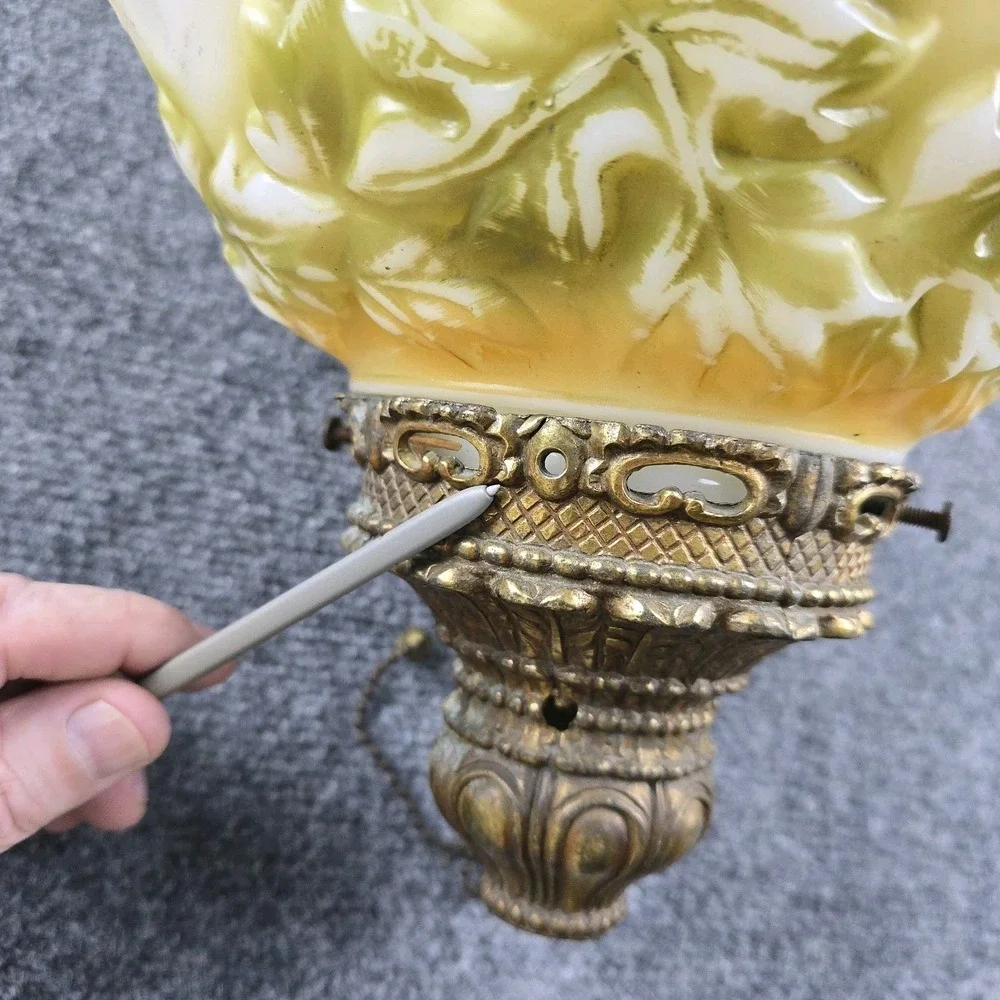 Vintage Mid-Century Hanging Swag Lamp Grape Pattern Glass Globe 25″‎ Pull Chain